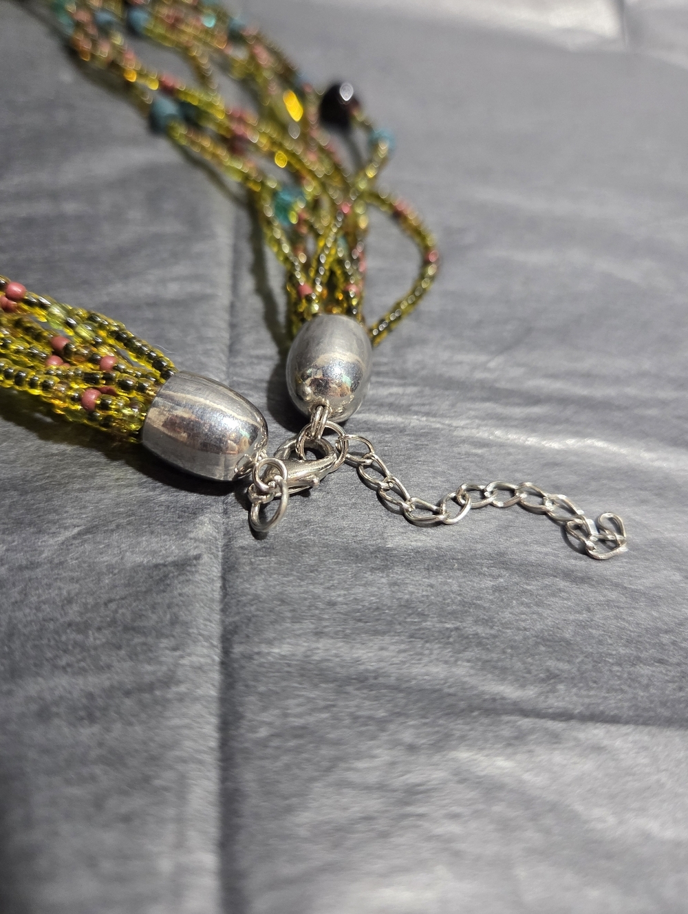 Vintage Multi-Strand Green and Turquoise Beaded Necklace - Picture 4 of 4